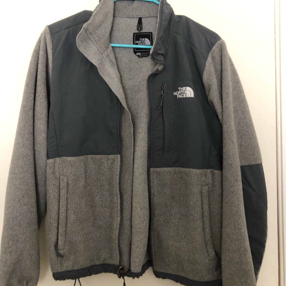 donating soon!!! north face denali jacket